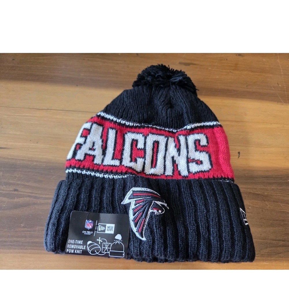 Atlanta Falcons New Era Pom Beanie - Black and Red